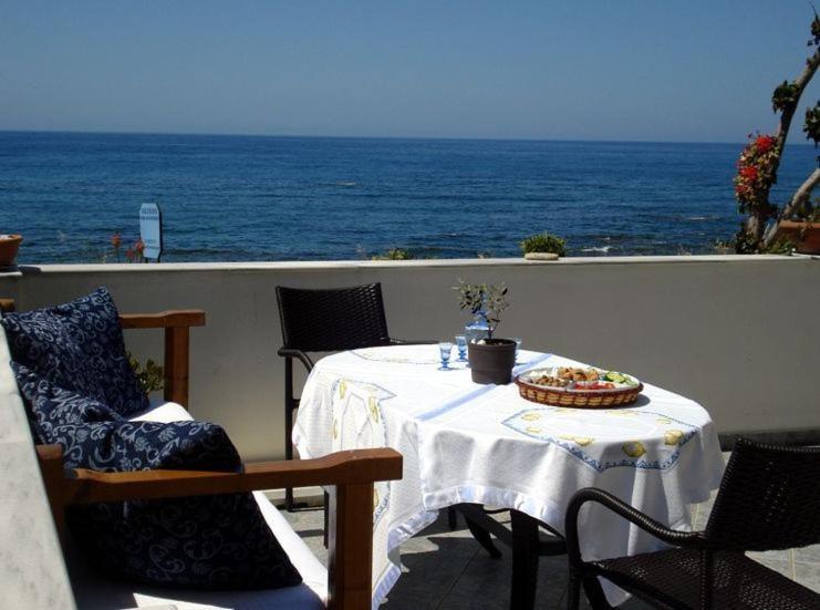 Skinos Apartments Plakias Buitenkant foto